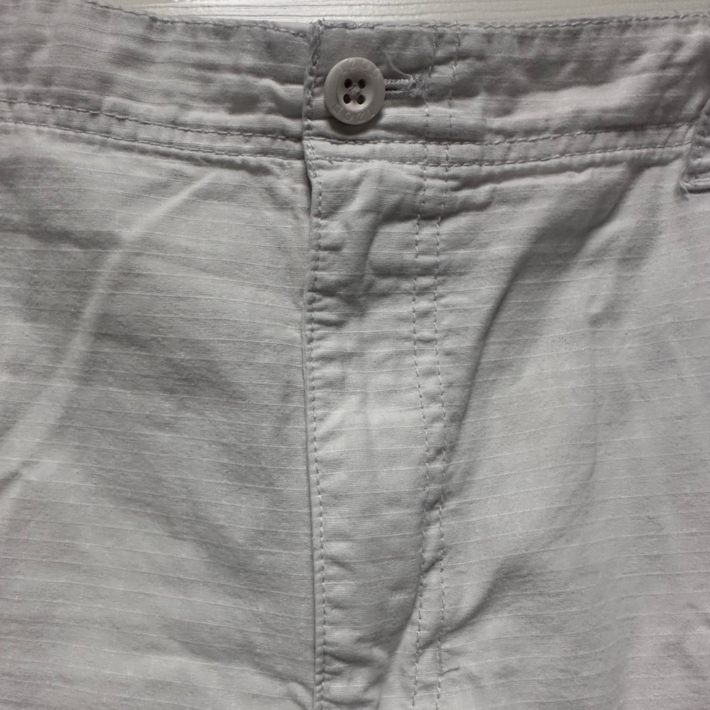 Mens Izod Cargo Khakis Size 38 - Picture 4 of 11
